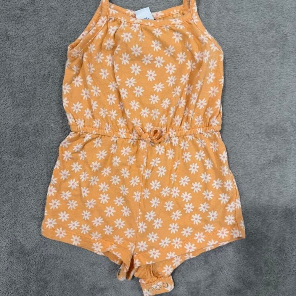Old Navy Baby Girl Floral Romper – 12–18 Months